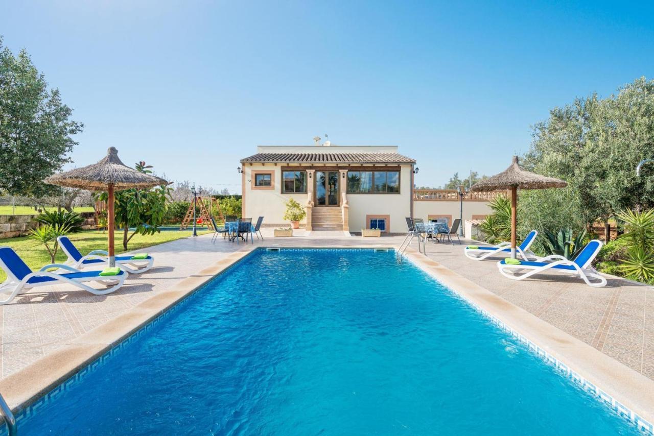 Calderitx Villa *