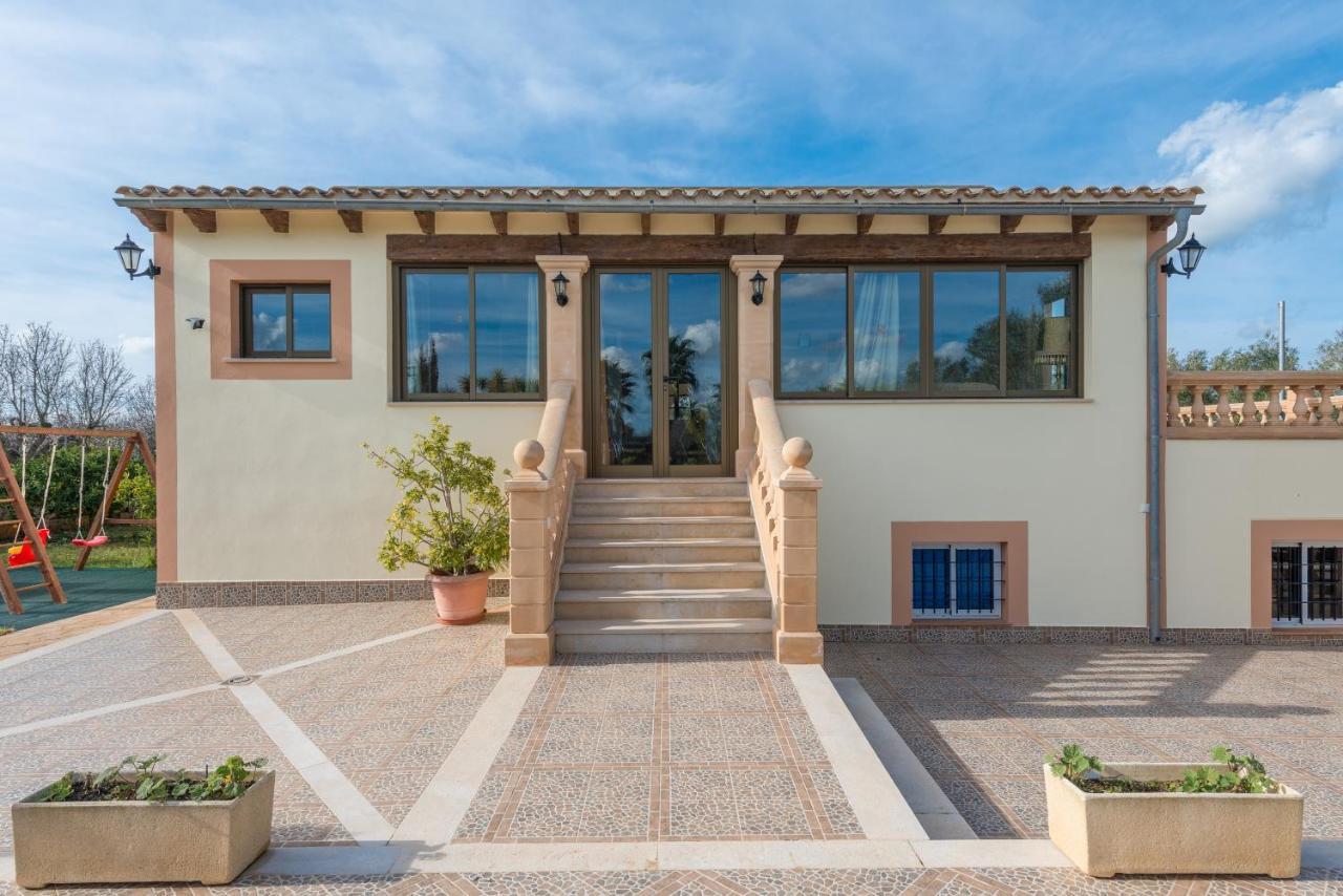 Calderitx Villa *